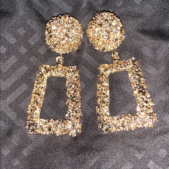 Statement accessories - Picture 2 of 4